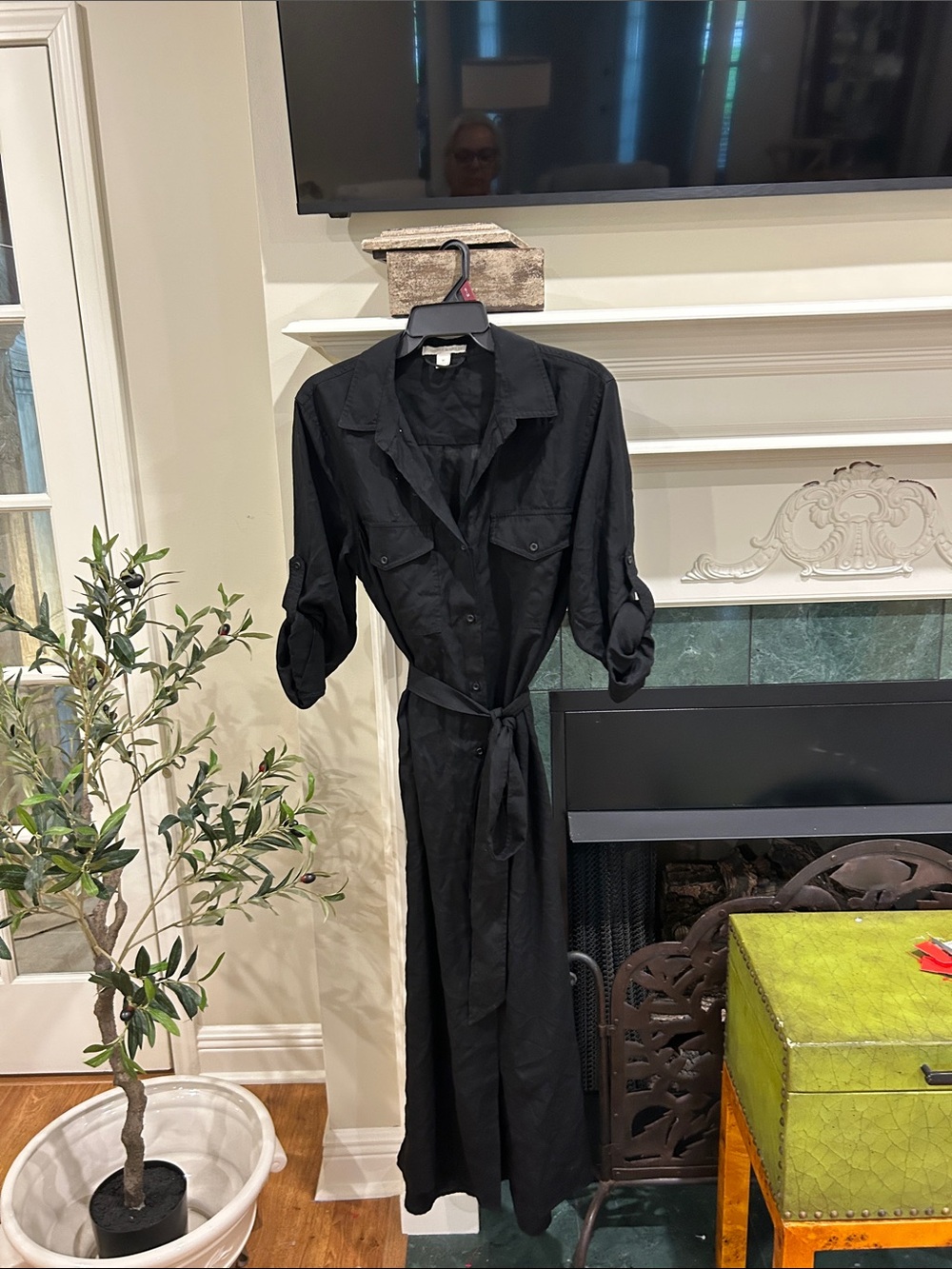 Chelsea & Violet Black Top with Tag